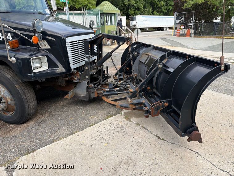 image for item FG3021 2002 Freightliner FL70 dump truck
