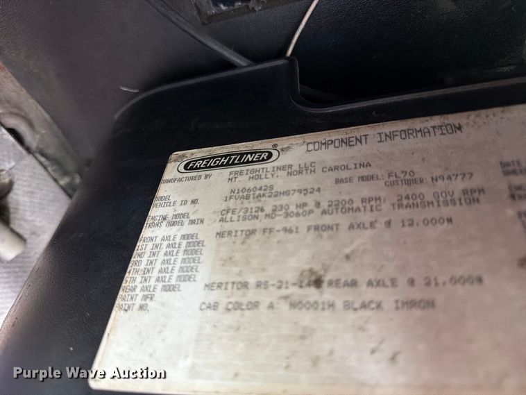 image for item FG3021 2002 Freightliner FL70 dump truck