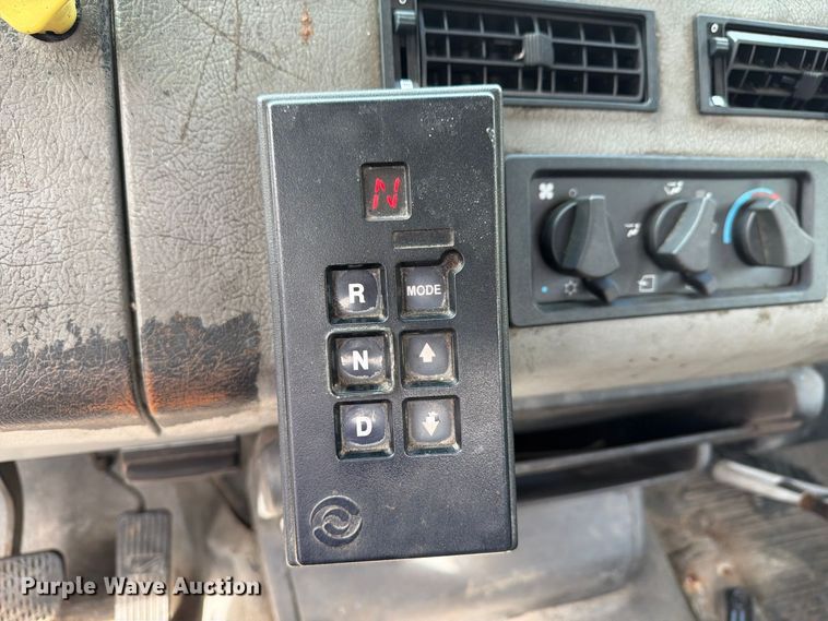 image for item FG3022 2002 Freightliner FL70 dump truck