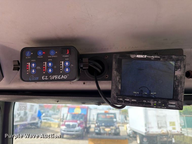 image for item FG3022 2002 Freightliner FL70 dump truck