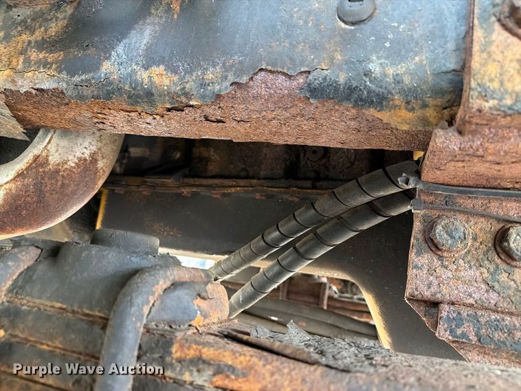 image for item FG3022 2002 Freightliner FL70 dump truck