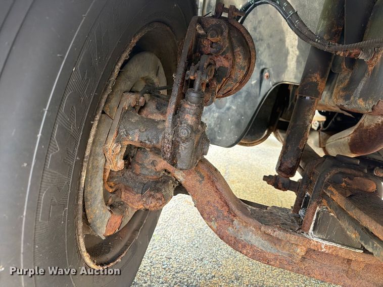 image for item FG3022 2002 Freightliner FL70 dump truck