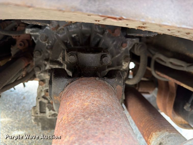 image for item FG3022 2002 Freightliner FL70 dump truck