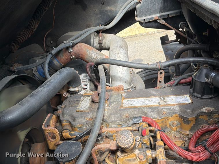 image for item FG3022 2002 Freightliner FL70 dump truck