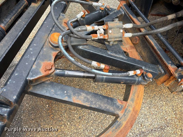 image for item FG3022 2002 Freightliner FL70 dump truck