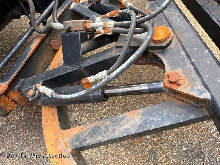 image for item FG3022 2002 Freightliner FL70 dump truck
