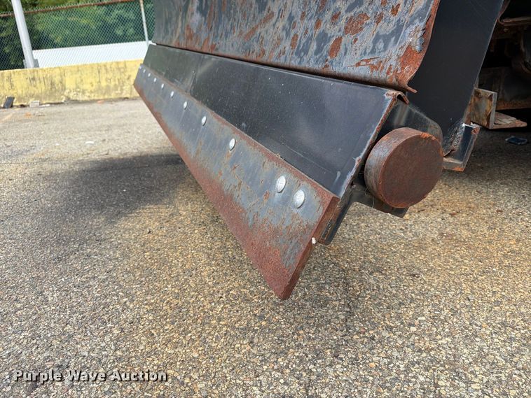image for item FG3022 2002 Freightliner FL70 dump truck
