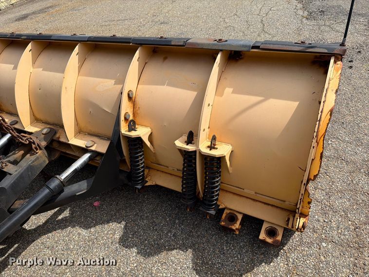 image for item FG3023 1998 Freightliner FL70 dump truck