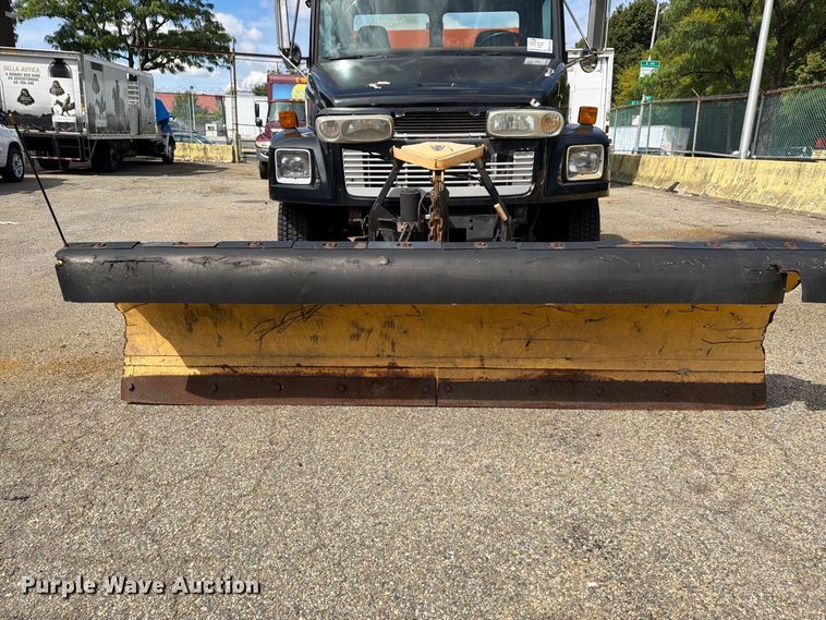 image for item FG3023 1998 Freightliner FL70 dump truck