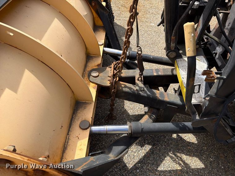 image for item FG3023 1998 Freightliner FL70 dump truck