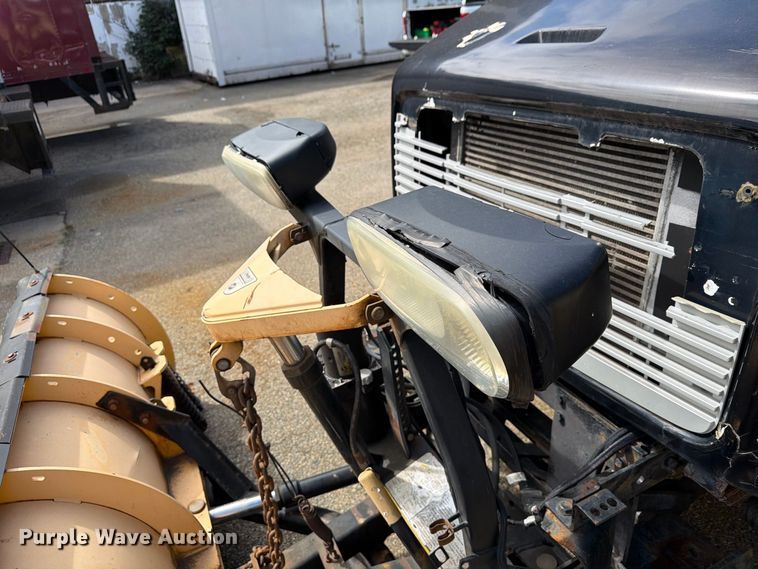 image for item FG3023 1998 Freightliner FL70 dump truck