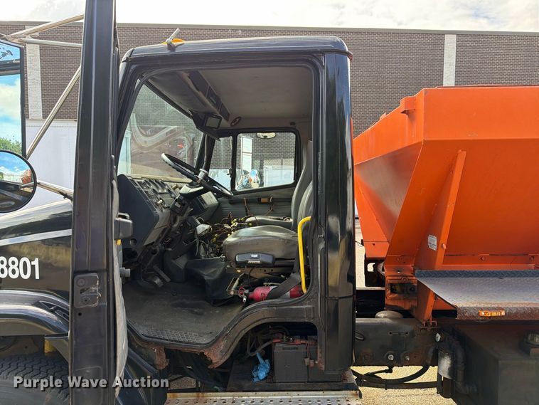 image for item FG3023 1998 Freightliner FL70 dump truck
