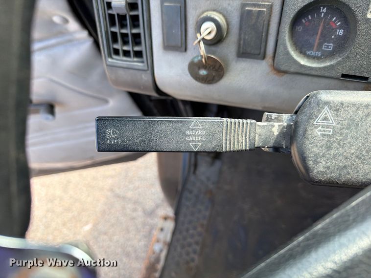 image for item FG3023 1998 Freightliner FL70 dump truck