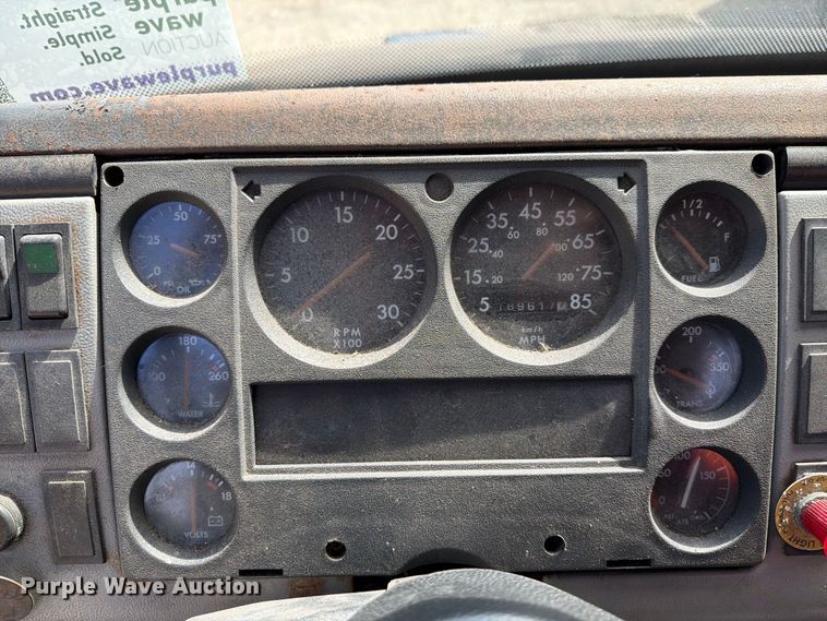 image for item FG3023 1998 Freightliner FL70 dump truck