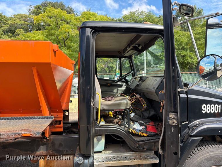image for item FG3023 1998 Freightliner FL70 dump truck