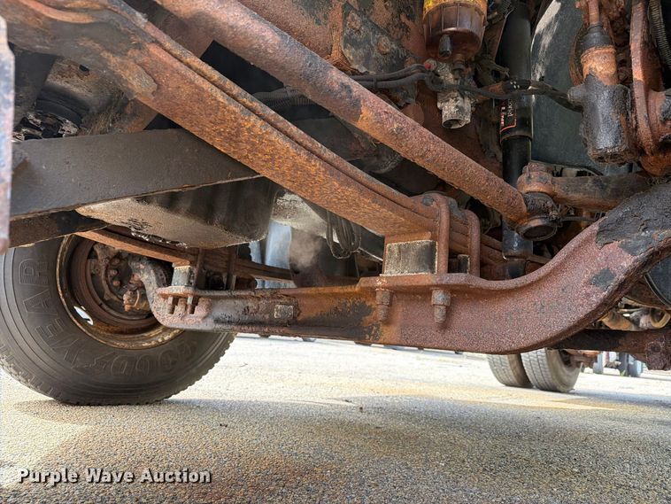 image for item FG3023 1998 Freightliner FL70 dump truck