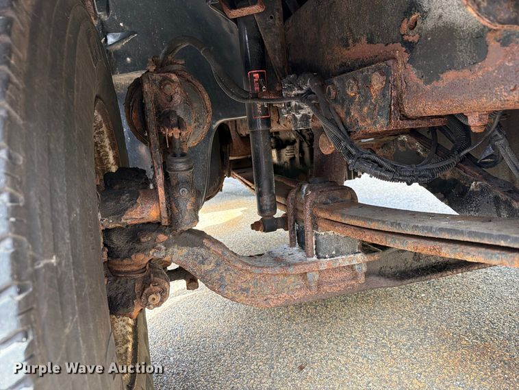 image for item FG3023 1998 Freightliner FL70 dump truck