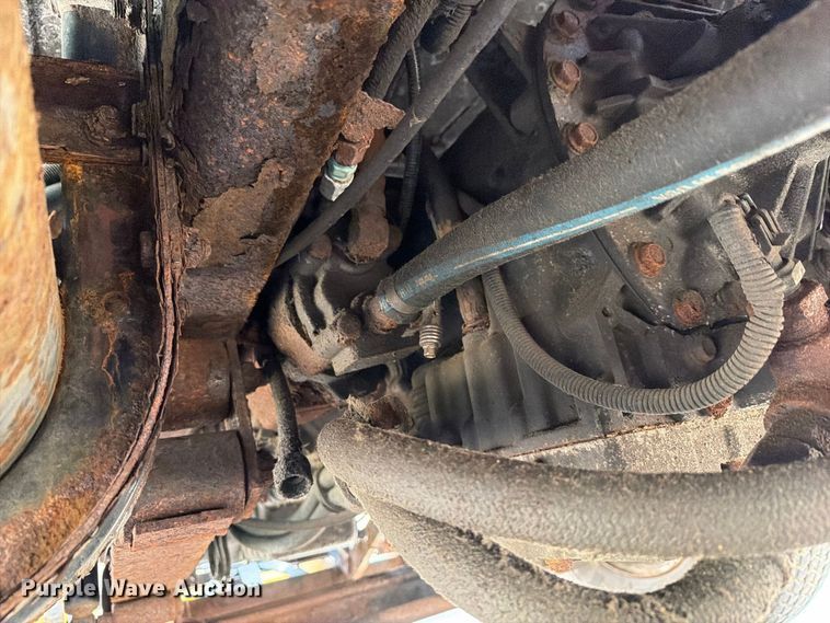 image for item FG3023 1998 Freightliner FL70 dump truck