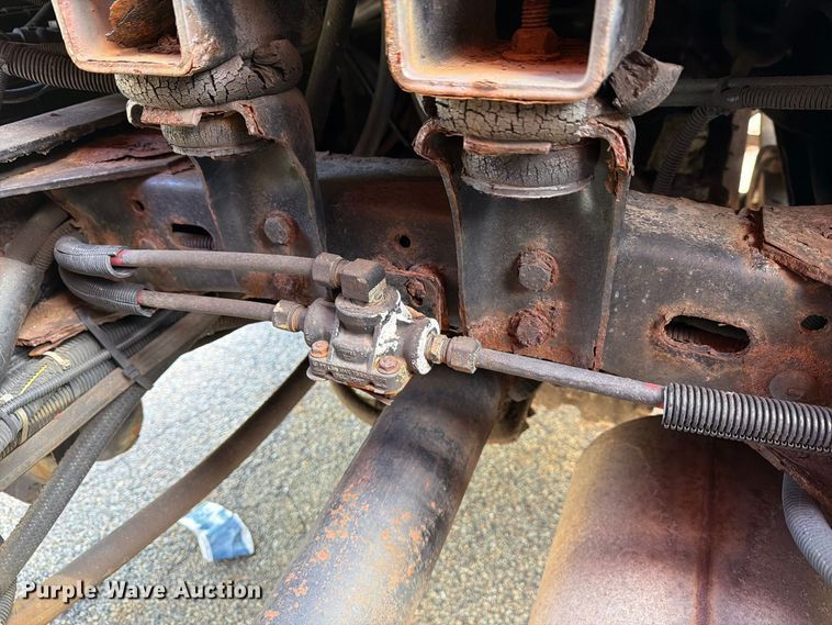 image for item FG3023 1998 Freightliner FL70 dump truck