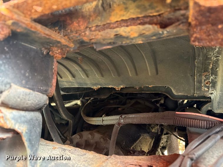 image for item FG3023 1998 Freightliner FL70 dump truck