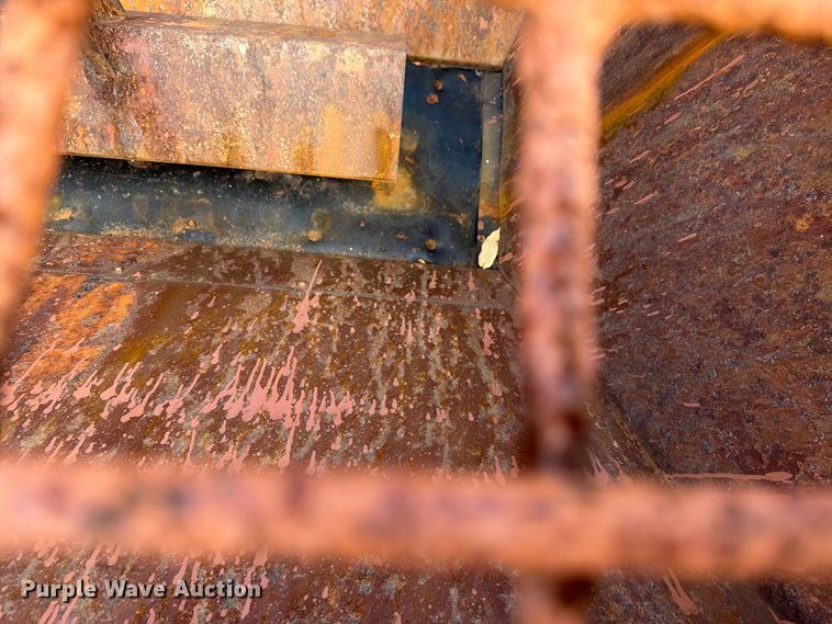 image for item FG3023 1998 Freightliner FL70 dump truck