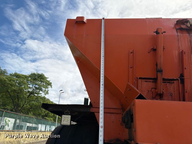 image for item FG3023 1998 Freightliner FL70 dump truck
