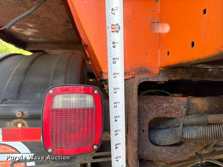 image for item FG3023 1998 Freightliner FL70 dump truck