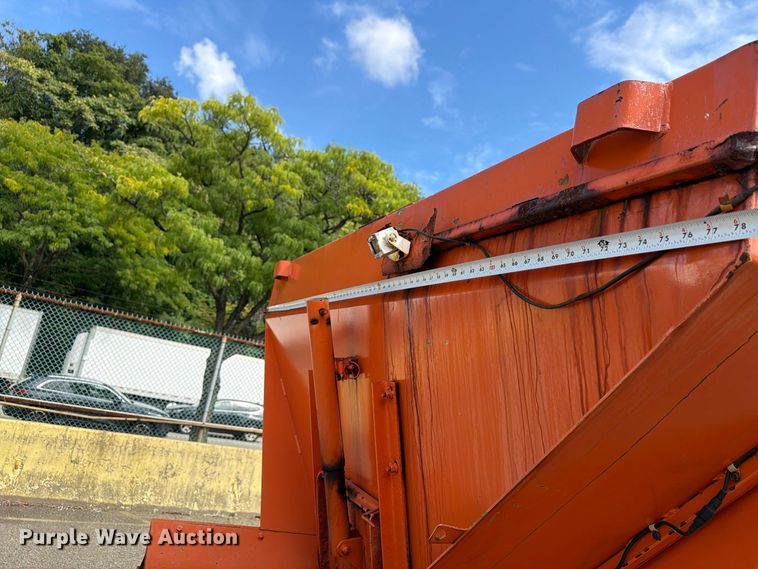 image for item FG3023 1998 Freightliner FL70 dump truck