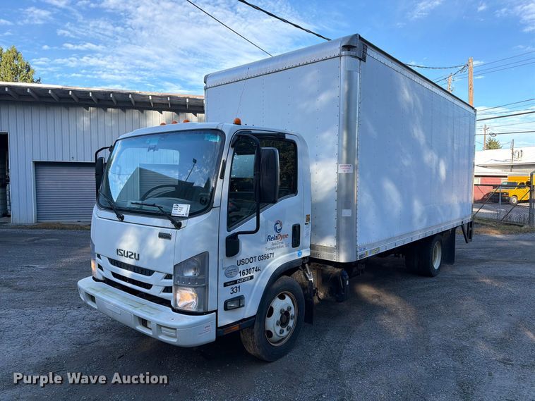 2016 Isuzu NRR box truck