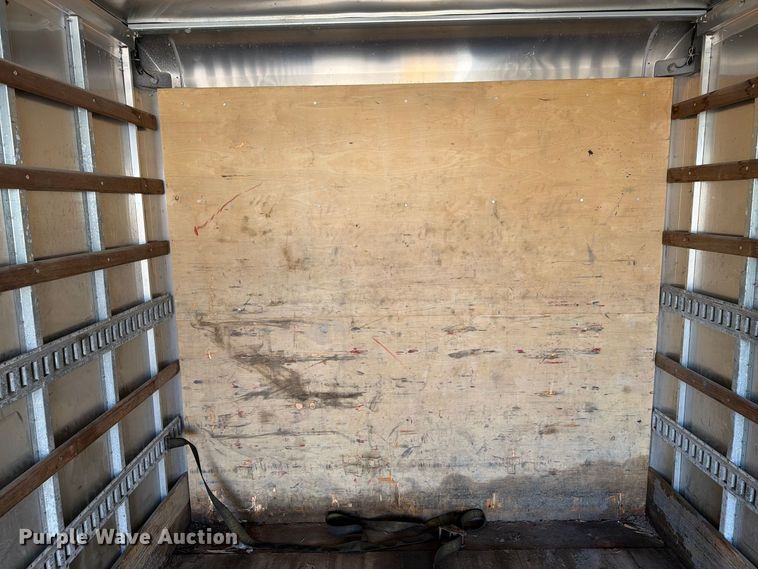 image for item FG3024 2016 Isuzu NRR box truck