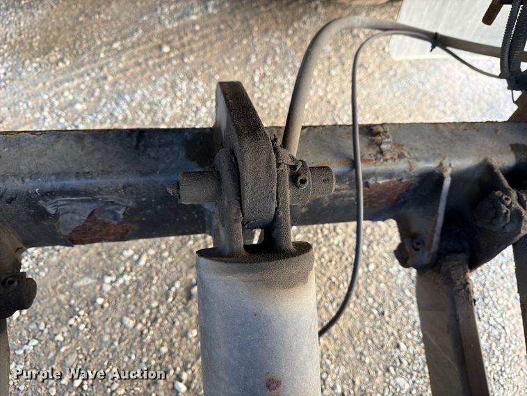 image for item FG3024 2016 Isuzu NRR box truck