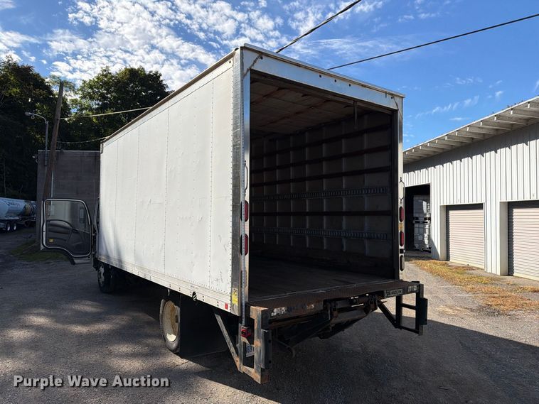 image for item FG3024 2016 Isuzu NRR box truck