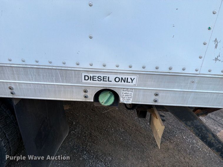 image for item FG3024 2016 Isuzu NRR box truck