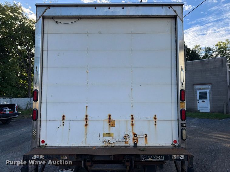 image for item FG3024 2016 Isuzu NRR box truck