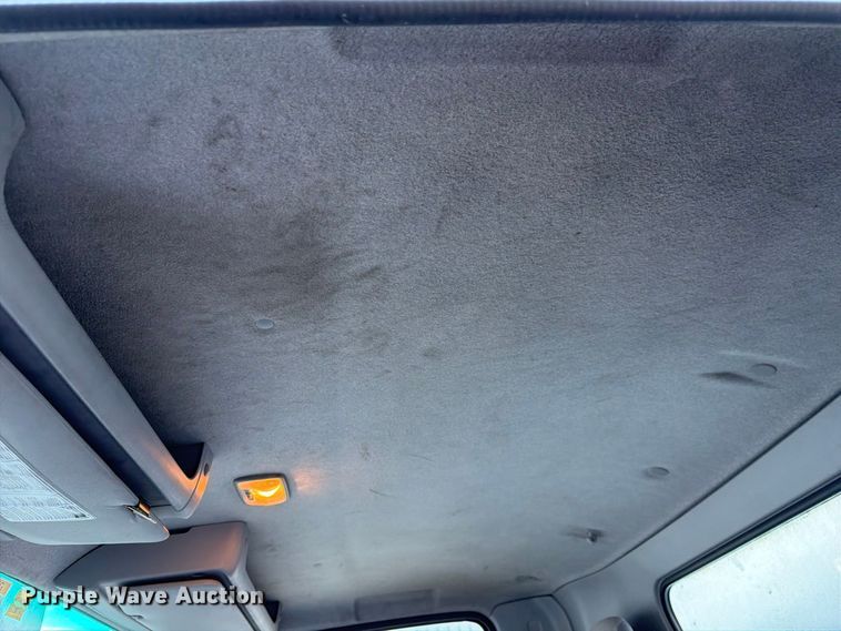 image for item FG3024 2016 Isuzu NRR box truck