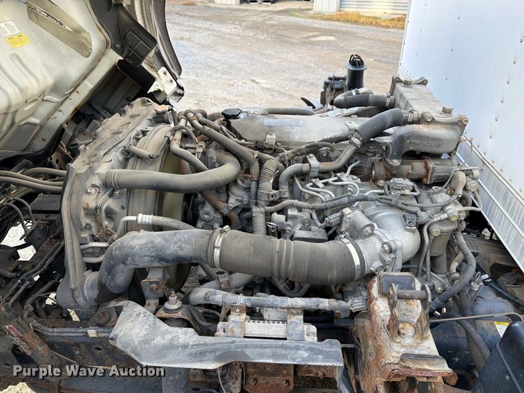 image for item FG3024 2016 Isuzu NRR box truck