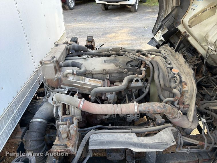 image for item FG3024 2016 Isuzu NRR box truck