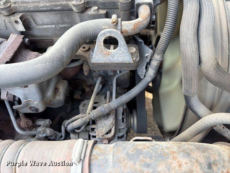 image for item FG3024 2016 Isuzu NRR box truck