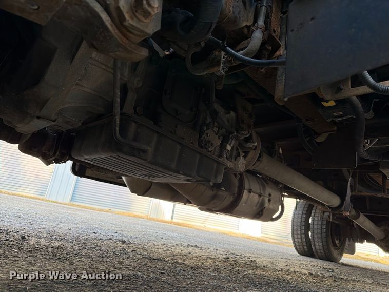 image for item FG3024 2016 Isuzu NRR box truck