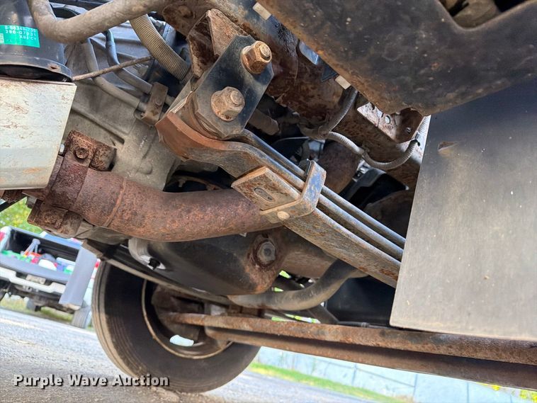 image for item FG3024 2016 Isuzu NRR box truck
