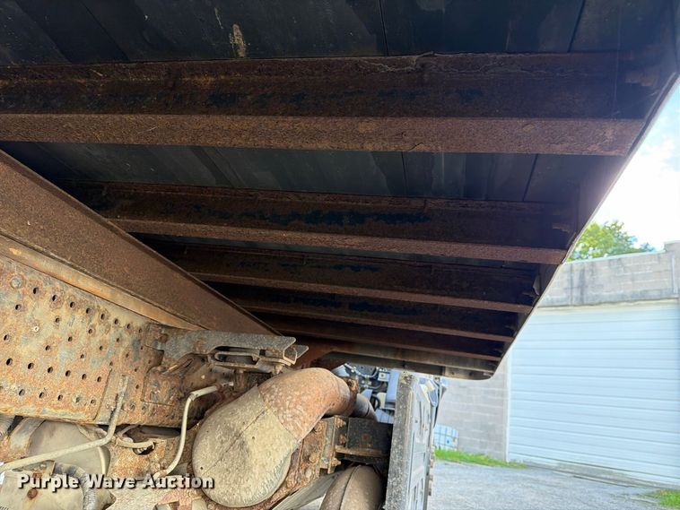 image for item FG3024 2016 Isuzu NRR box truck