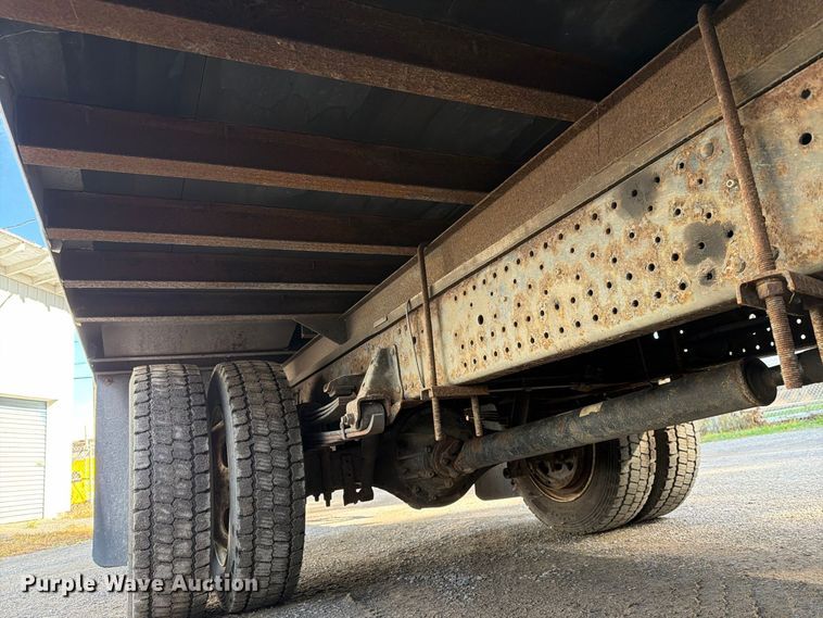 image for item FG3024 2016 Isuzu NRR box truck