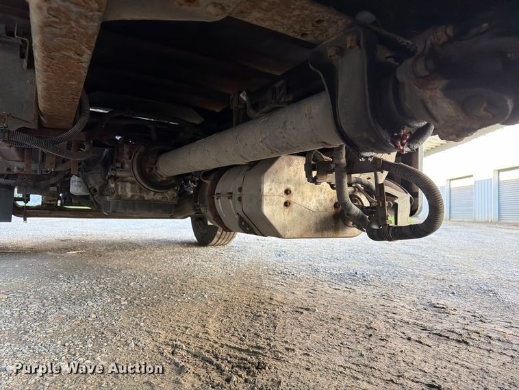 image for item FG3024 2016 Isuzu NRR box truck