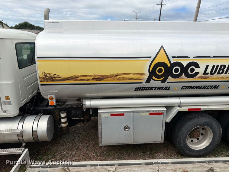 image for item FG3025 2012 Mack Granite fuel truck