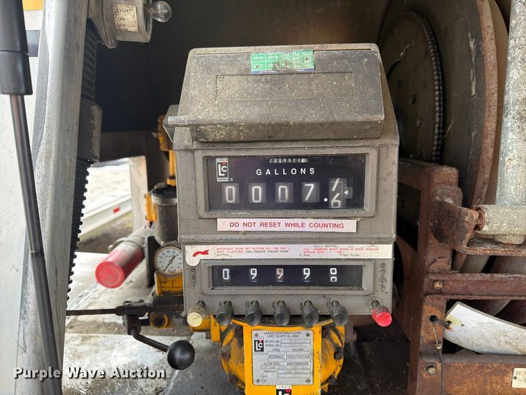image for item FG3025 2012 Mack Granite fuel truck
