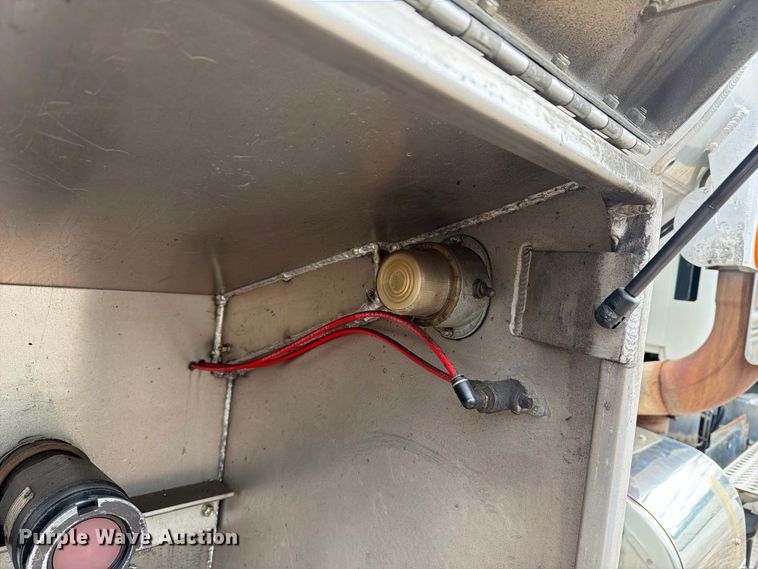 image for item FG3025 2012 Mack Granite fuel truck
