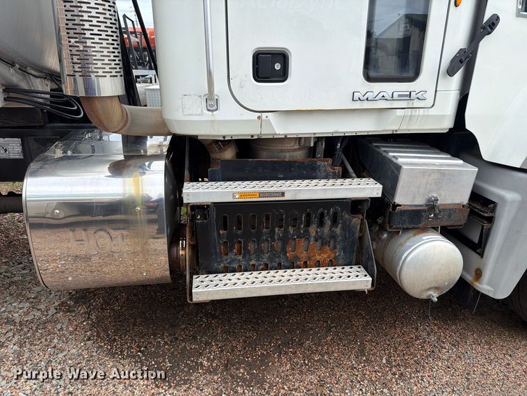 image for item FG3025 2012 Mack Granite fuel truck