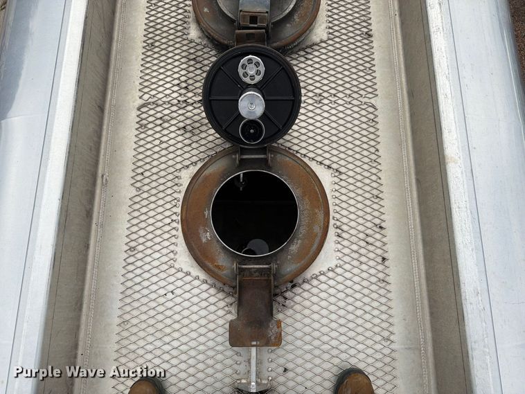image for item FG3025 2012 Mack Granite fuel truck