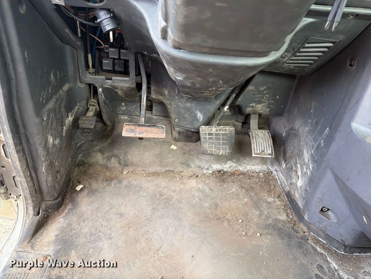image for item FG3025 2012 Mack Granite fuel truck