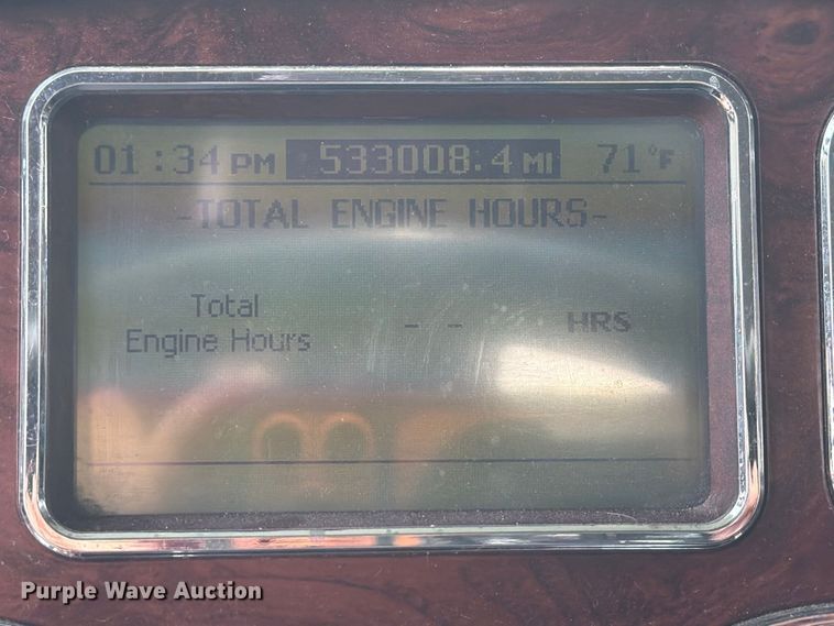 image for item FG3025 2012 Mack Granite fuel truck